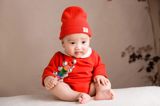 杞县六个月宝宝总是摇头